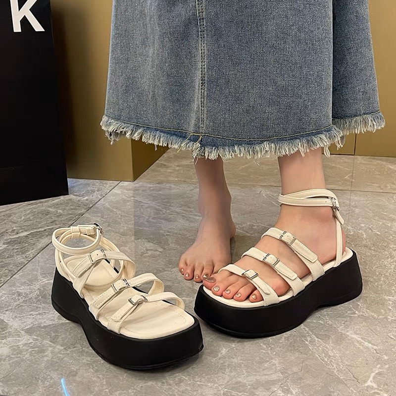 [Mã FATREND3JUN giảm đến 30k đơn 99k] [FREESHIP] Sandal nữ YIAN thời trang mới