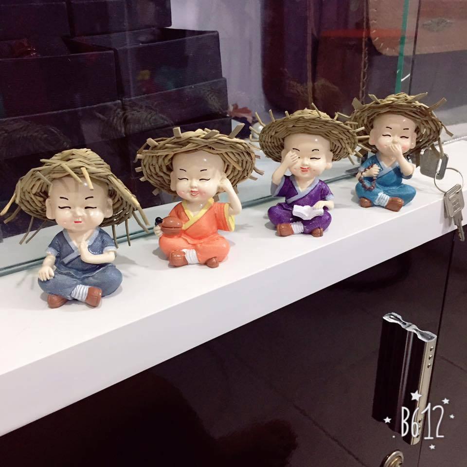 Tượng 4 chú tiểu cầm kỳ thi họa