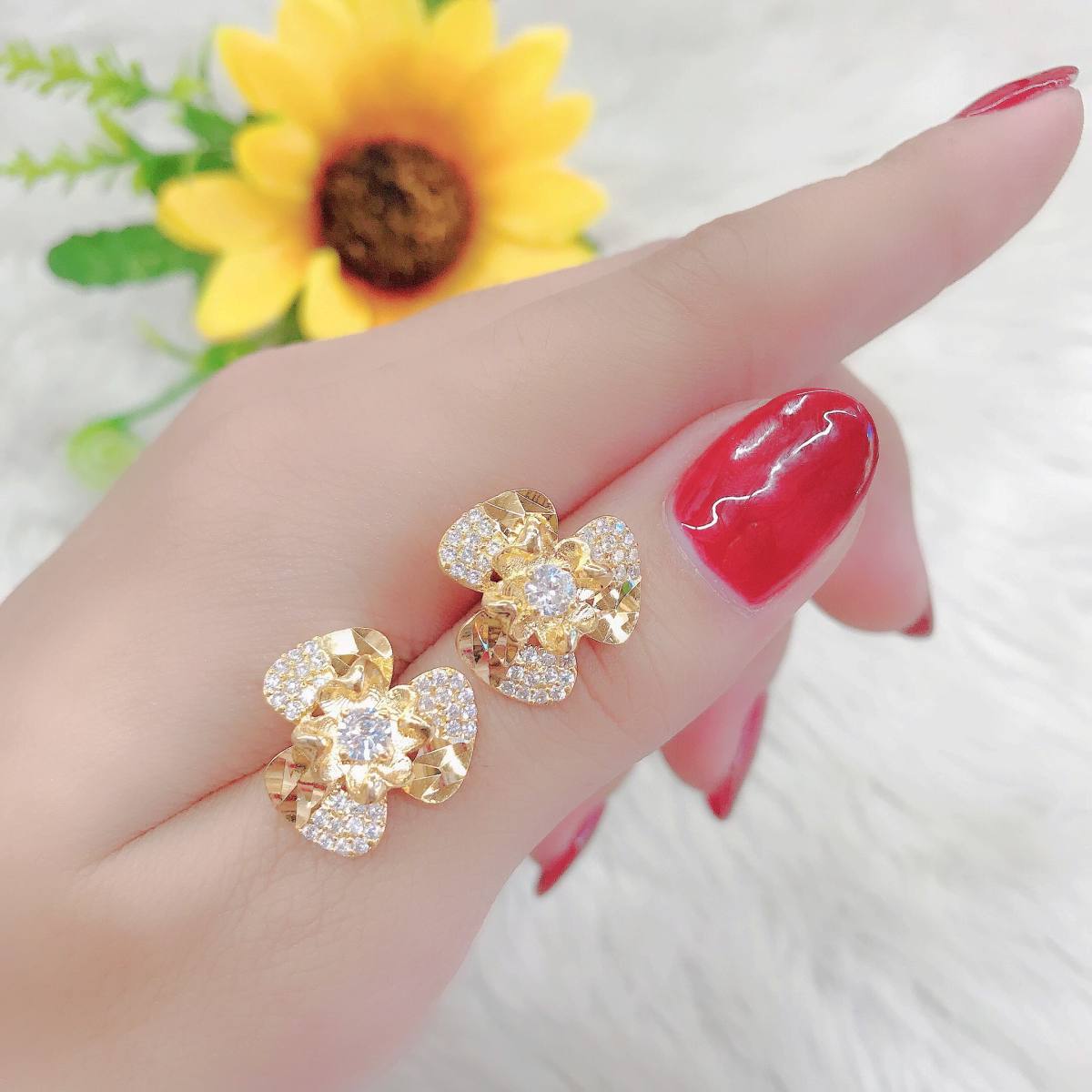 Bông tai nữ mạ Bạch Kim Hoa Tam Giác đính Đá ( 01 Đôi) M5 8.12