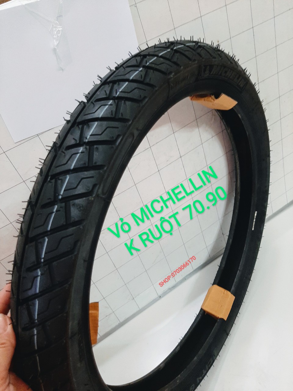[HCM]MỘT CÁI VỎ MICHELIN K RUỘT 70.90 GẮN VỪA CÁC DÒNG XE
