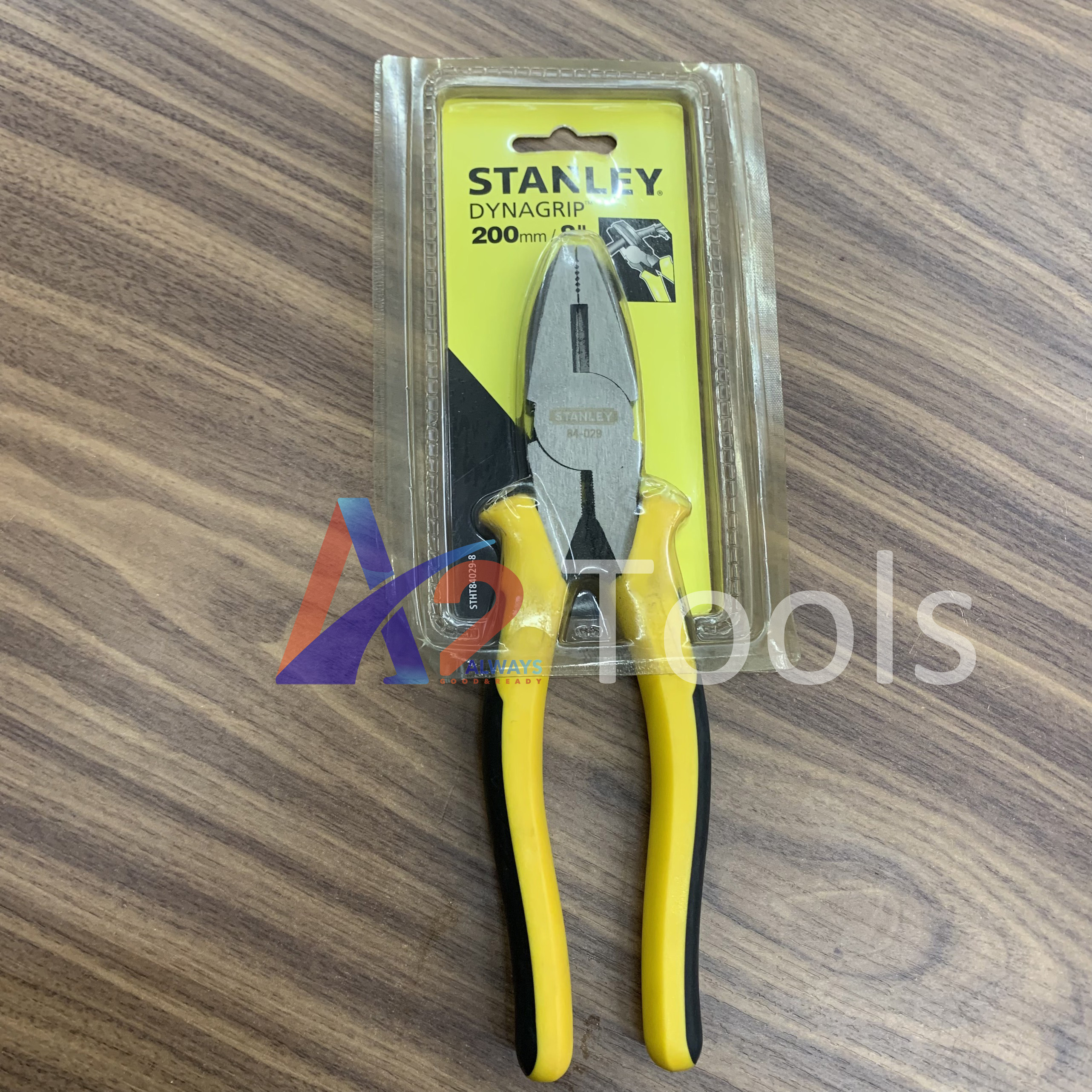Kềm điện 8"/200 mm cán vàng stanley stht84029-8