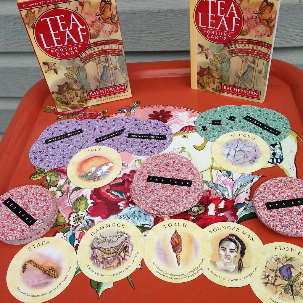 Bài Tea Leaf Fortune Cards