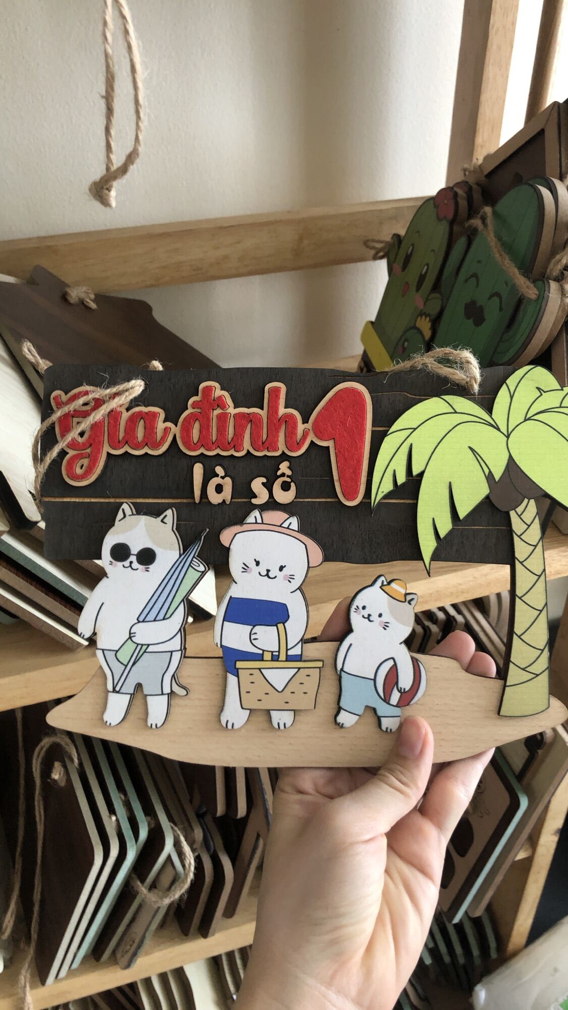 Bảng gỗ Gia đình là số 1 gia đình gấu 3 thành viên và 4 thành viên