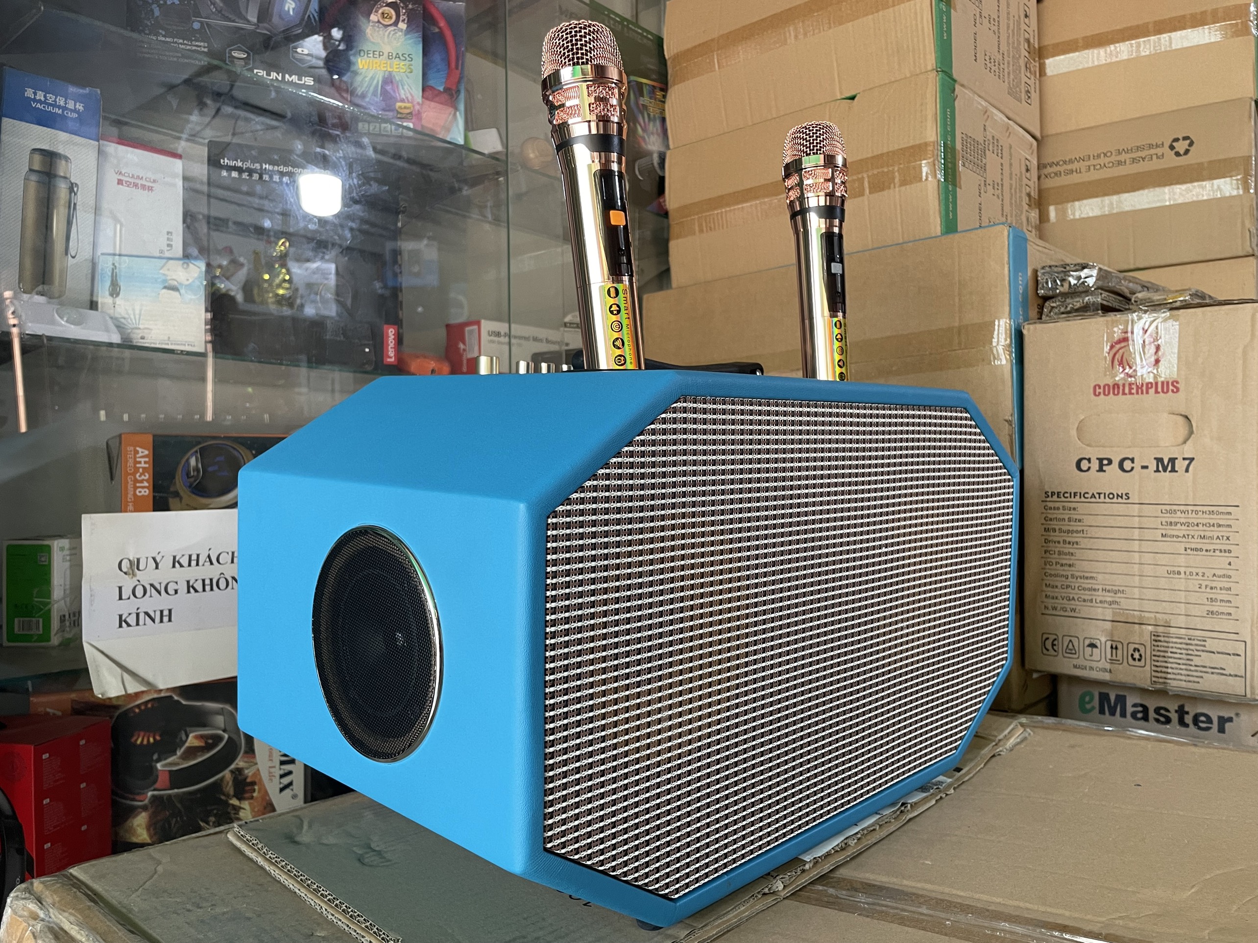 LOA KÉO XÁCH TAY BASS 20, 4 TREBLE LỤC GIÁC