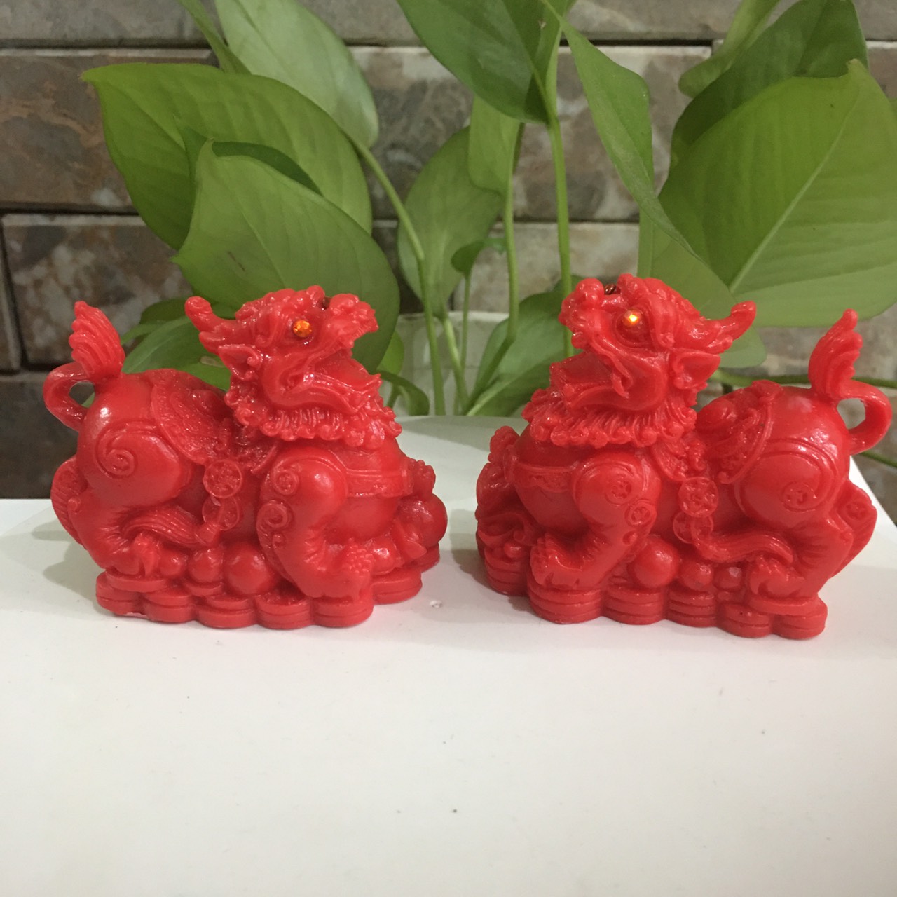 Cặp tỳ hưu phong thủy màu đỏ mang tài lộc