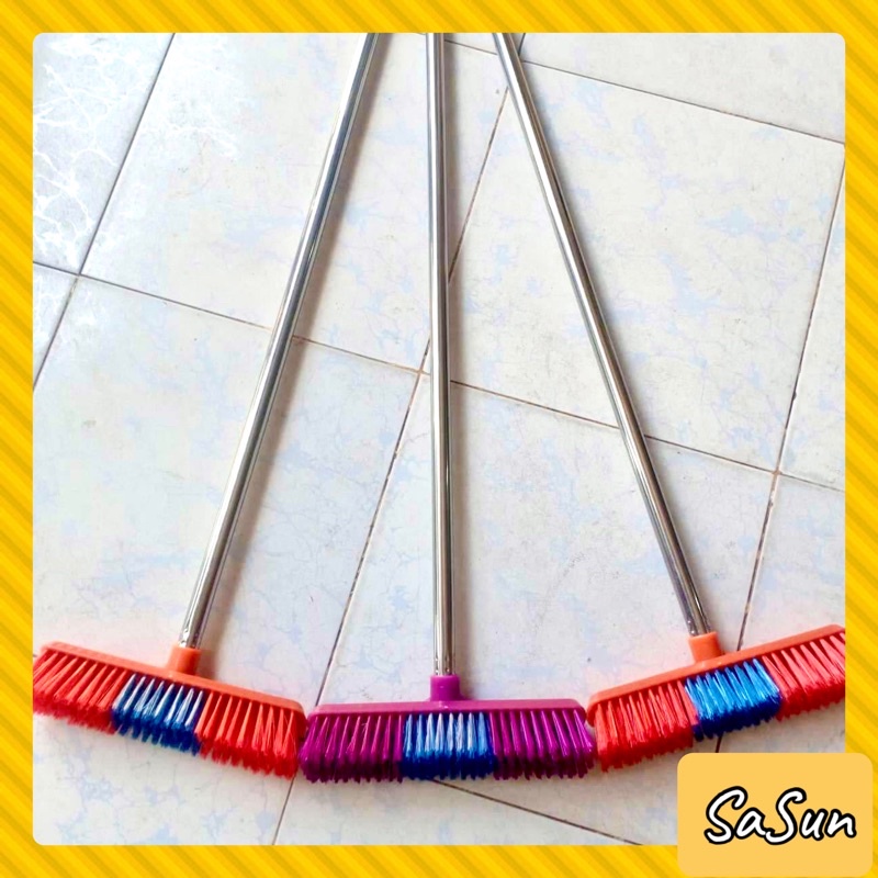 Chổi chà sàn cán inox.
