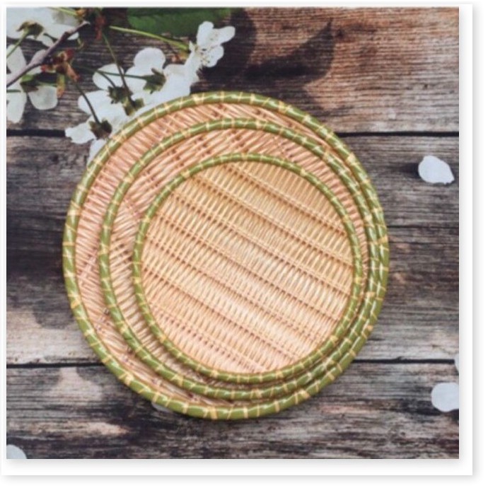 [HÀNG DÀY] Đĩa phíp giả mây tre đan nhựa giả mây mẹt tre tròn cao cấp đủ size có chân đế để hoa quả bún mẹt- Size 20cm