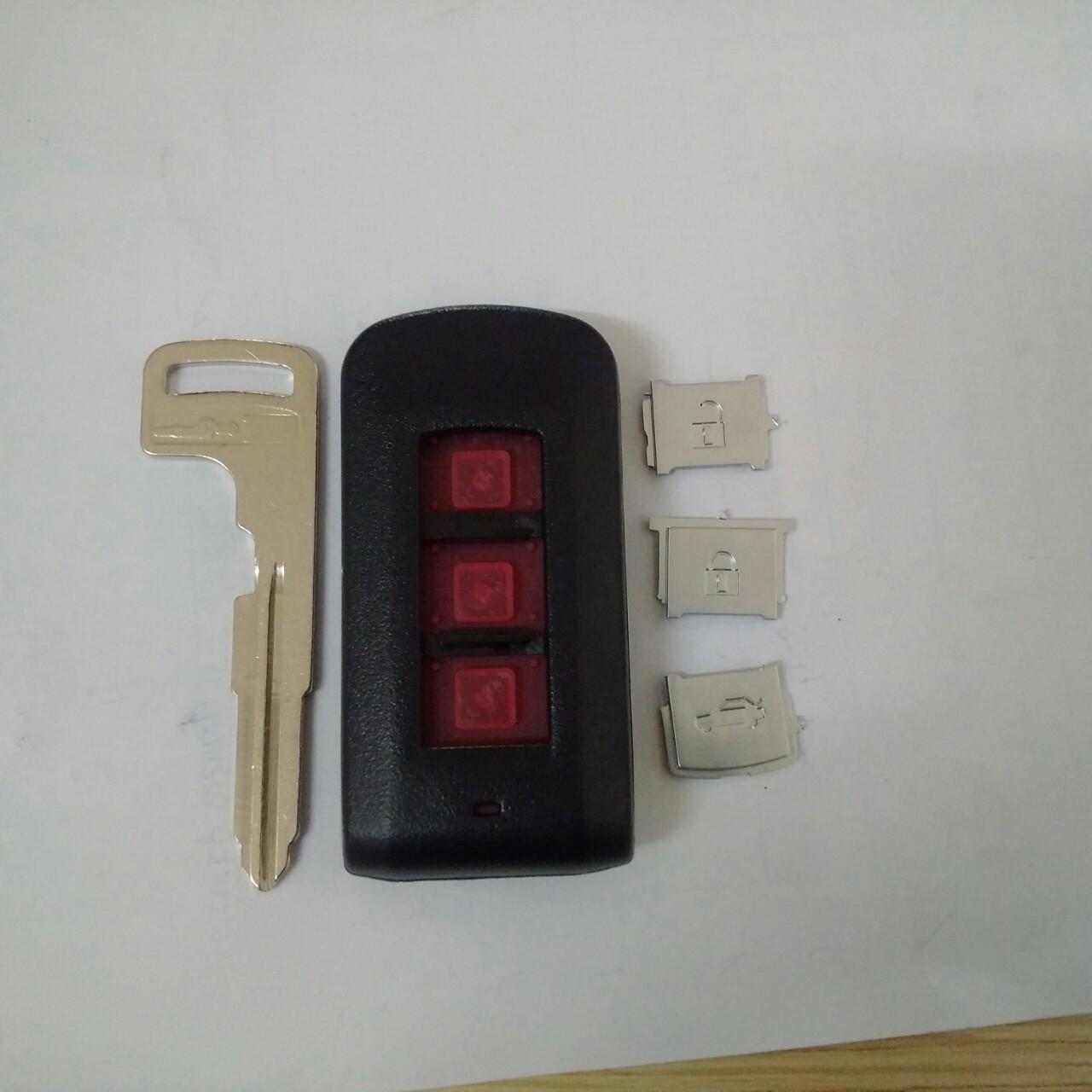 Vỏ chìa Smartkey Mitsubishi Atrager 2017 Smartkey