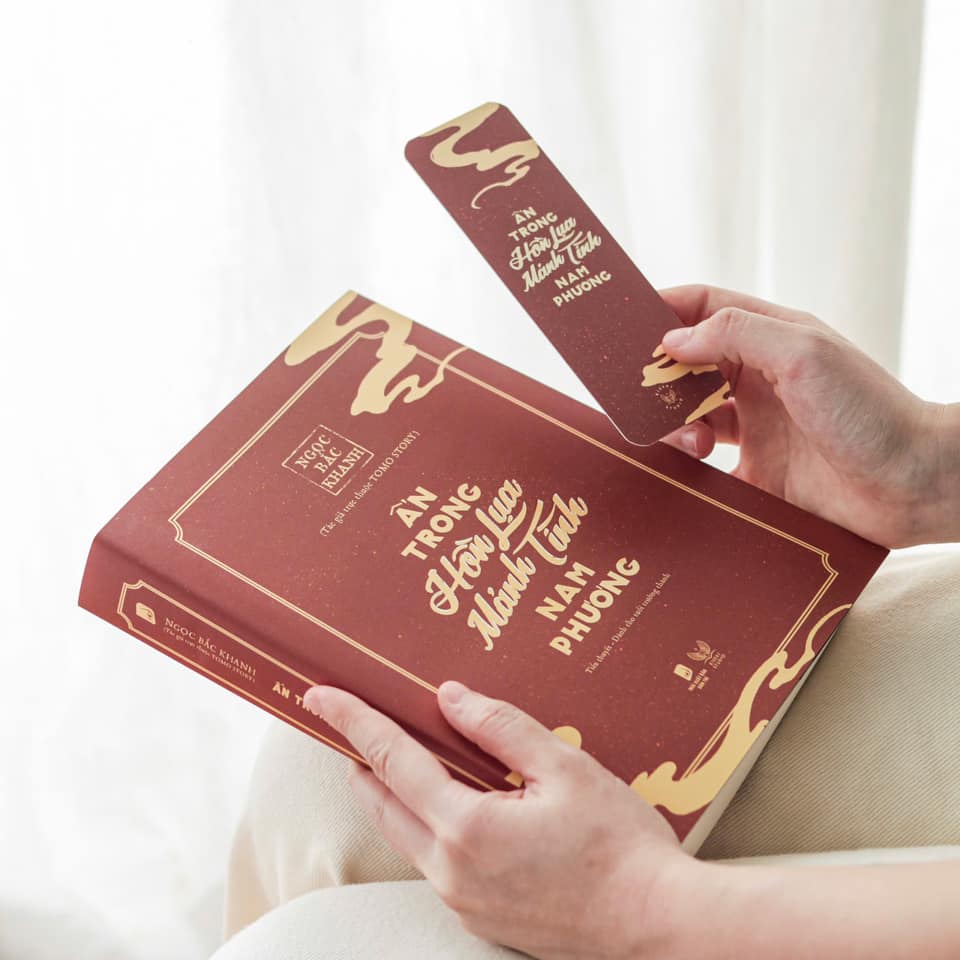 Sách Ẩn trong hồn lụa mảnh tình NAM PHƯƠNG - Ngọc Bắc Khanh ( tặng kèm quà xinh cho sách)