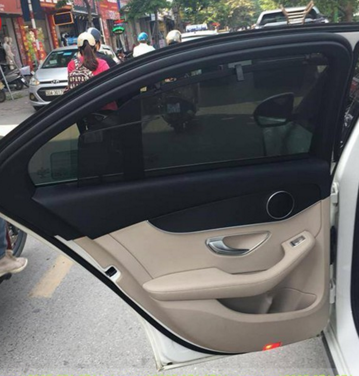 Rèm che nắng Mercedes GLC 200 (Loại 1) hít nam châm BH 24 tháng