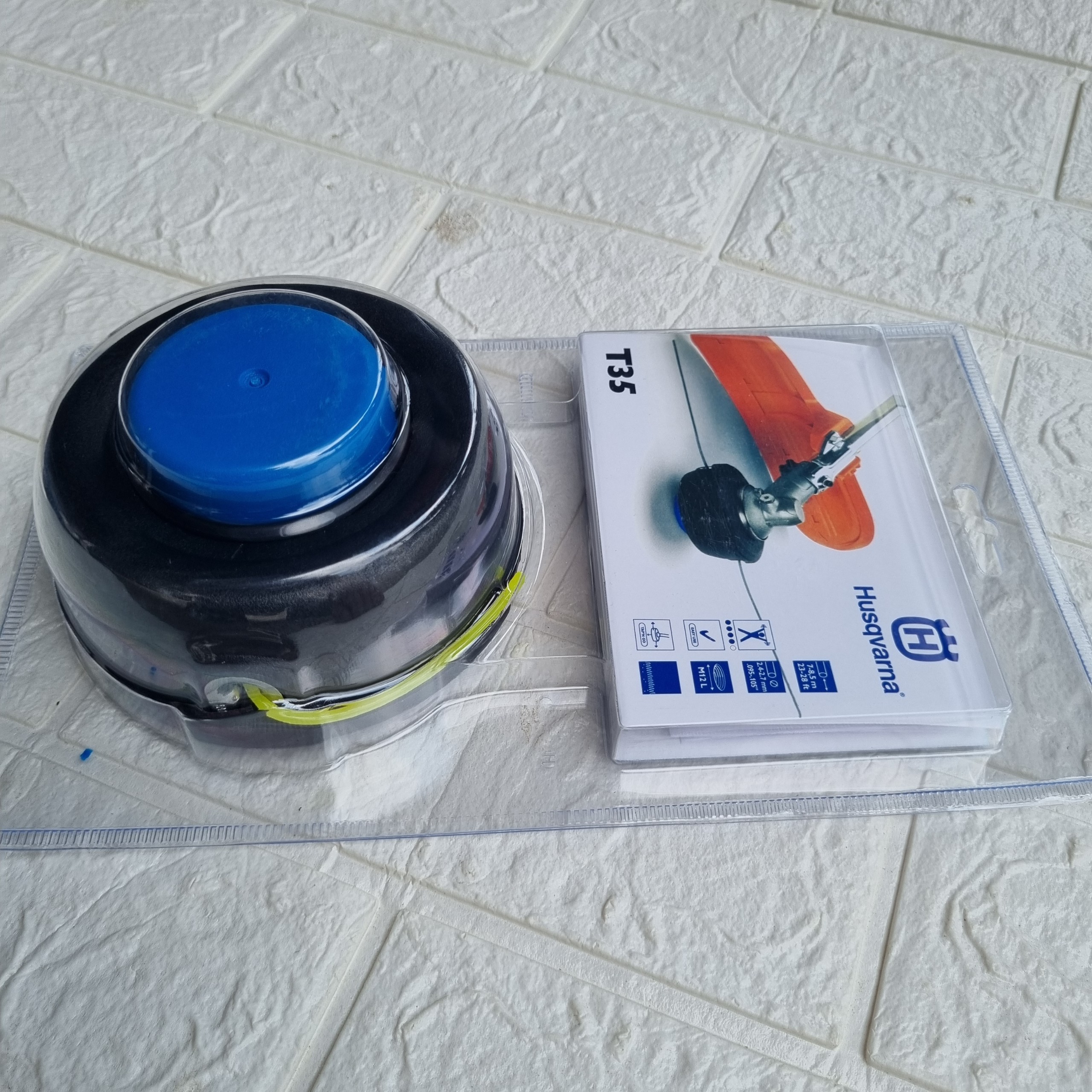 Bát cước quật cỏ sịn sò Thụy Điển Husqvarna T35 tự nhả cước, siêu bền. ứng dụng hầu hết các dòng máy thụy điển 541 - 143
