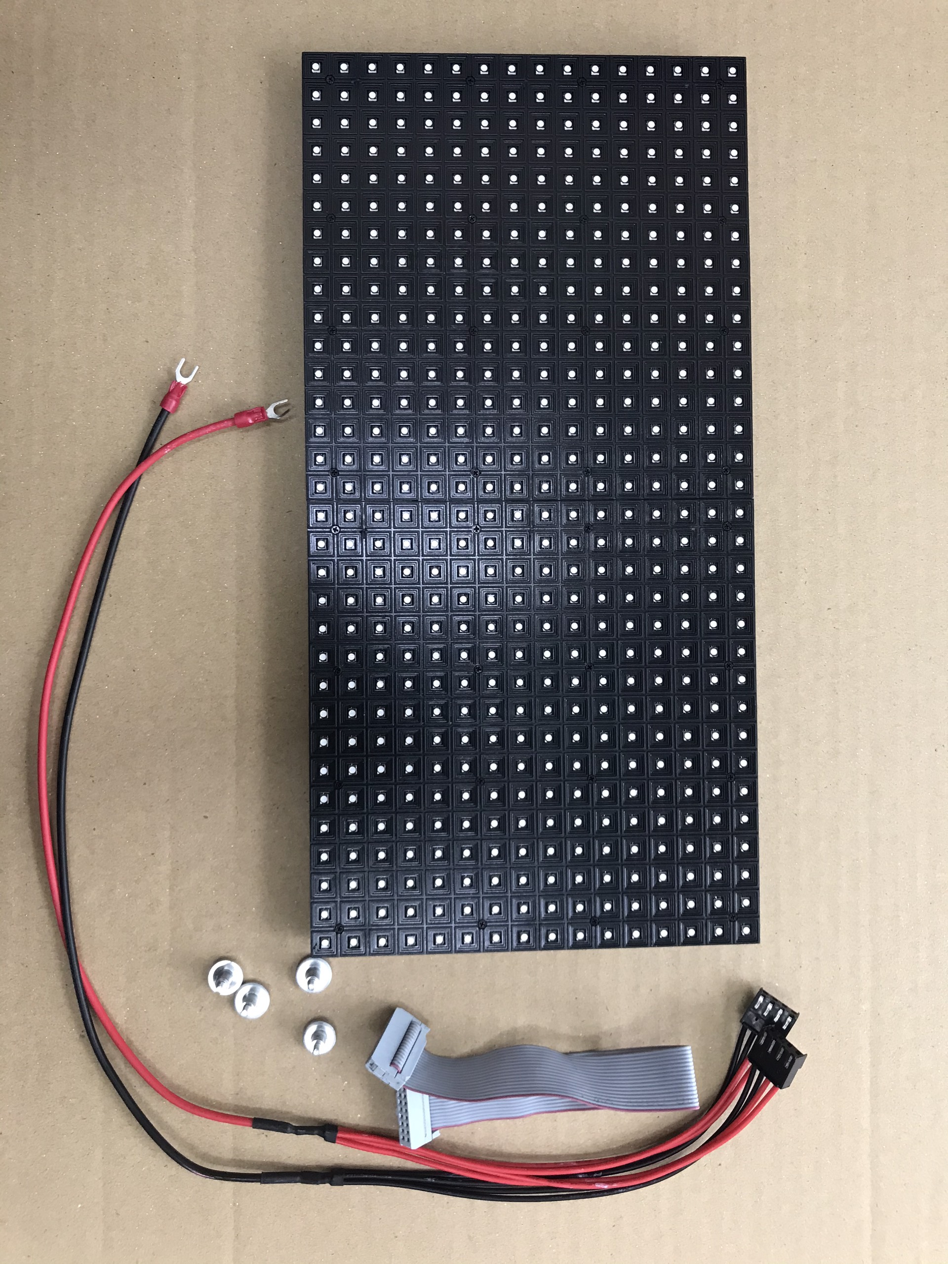 Module led p10 trong nhà, 32x16 pixel.