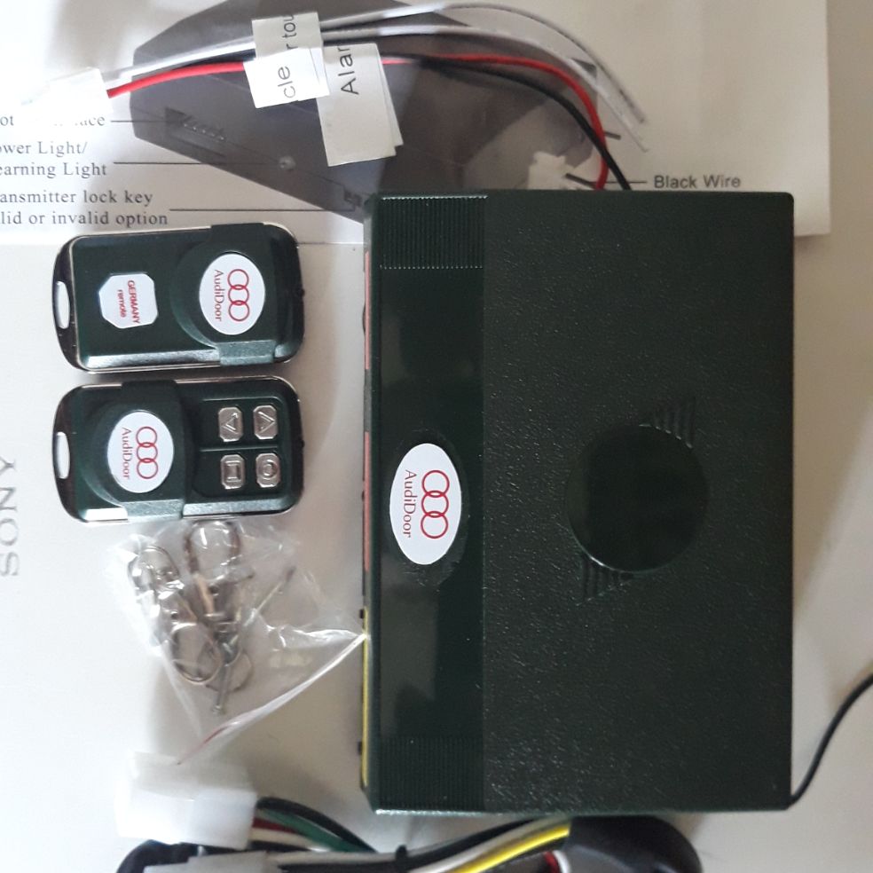 Bộ điều khiển cửa cuốn Audi mã nhảy 350 mhz