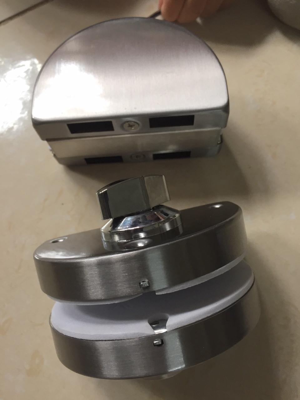 Khóa cửa kính, khóa bán nguyệt kép dùng cho cửa kính