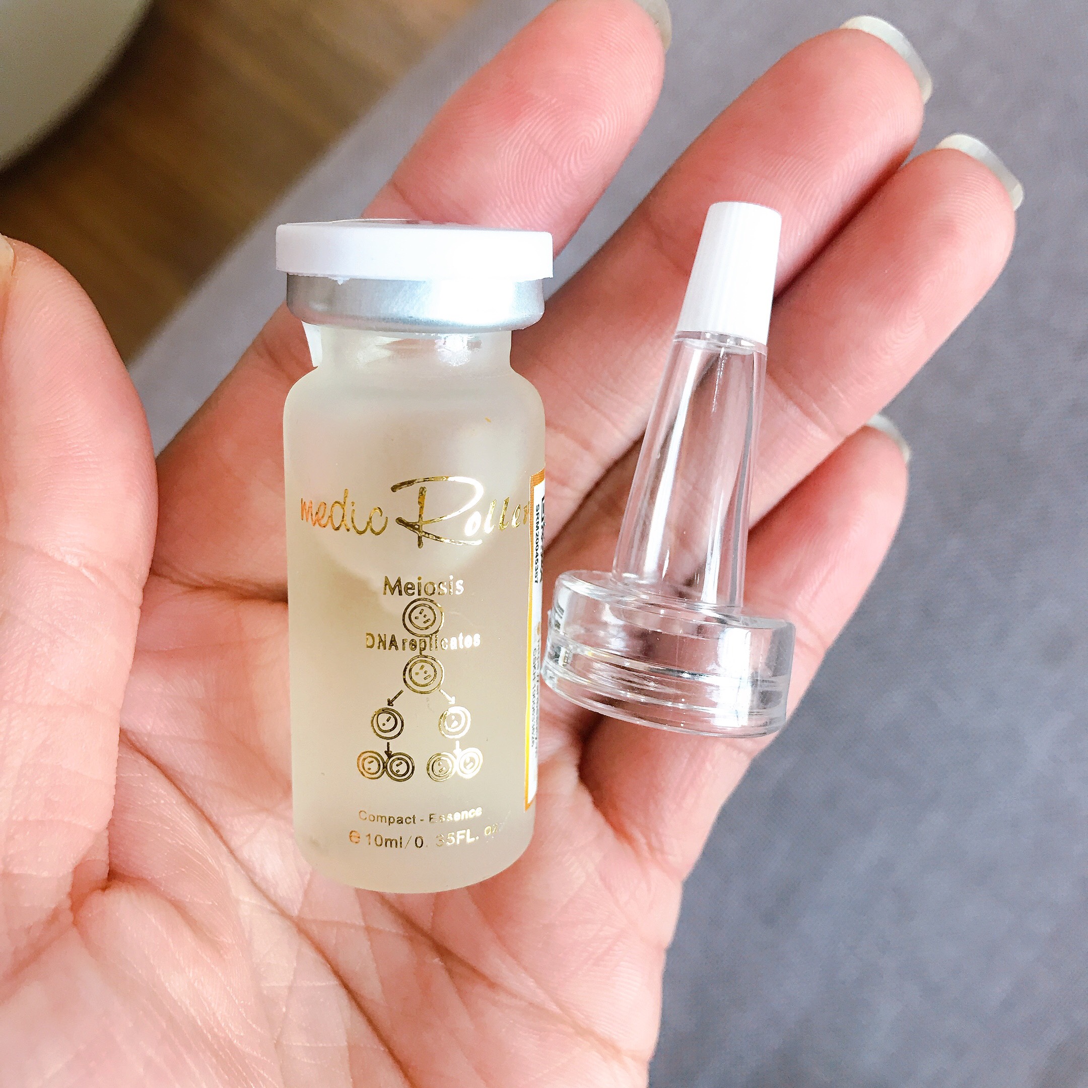 Serum Giảm Mụn Medic Roller Thụy Sĩ 10ml