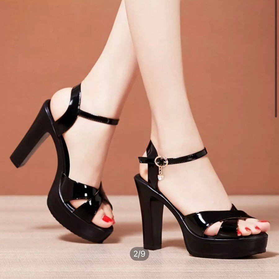 Giày sandal quai chéo 10p