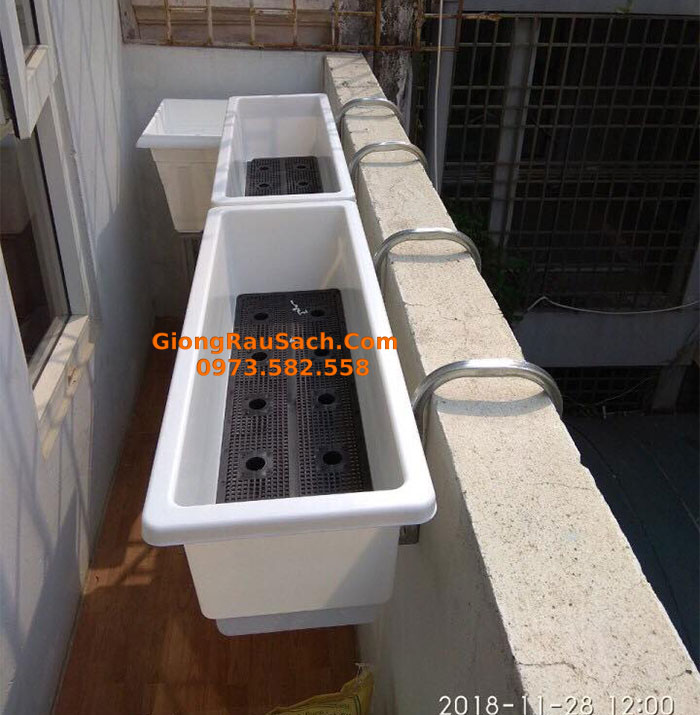 Kệ Giá Móc Treo Chậu Trồng Hoa Trồng Cây Trồng Rau Ban Công Tường 10 - Chưa gồm Chậu - Giá bán cho 1 chiếc