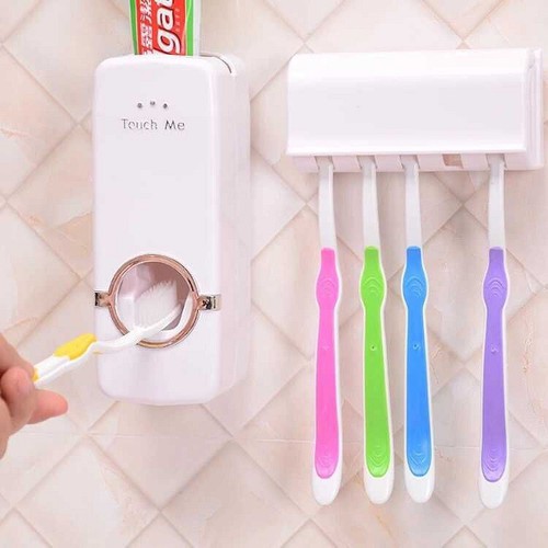 Nhả kem touch me cực tiện dụng