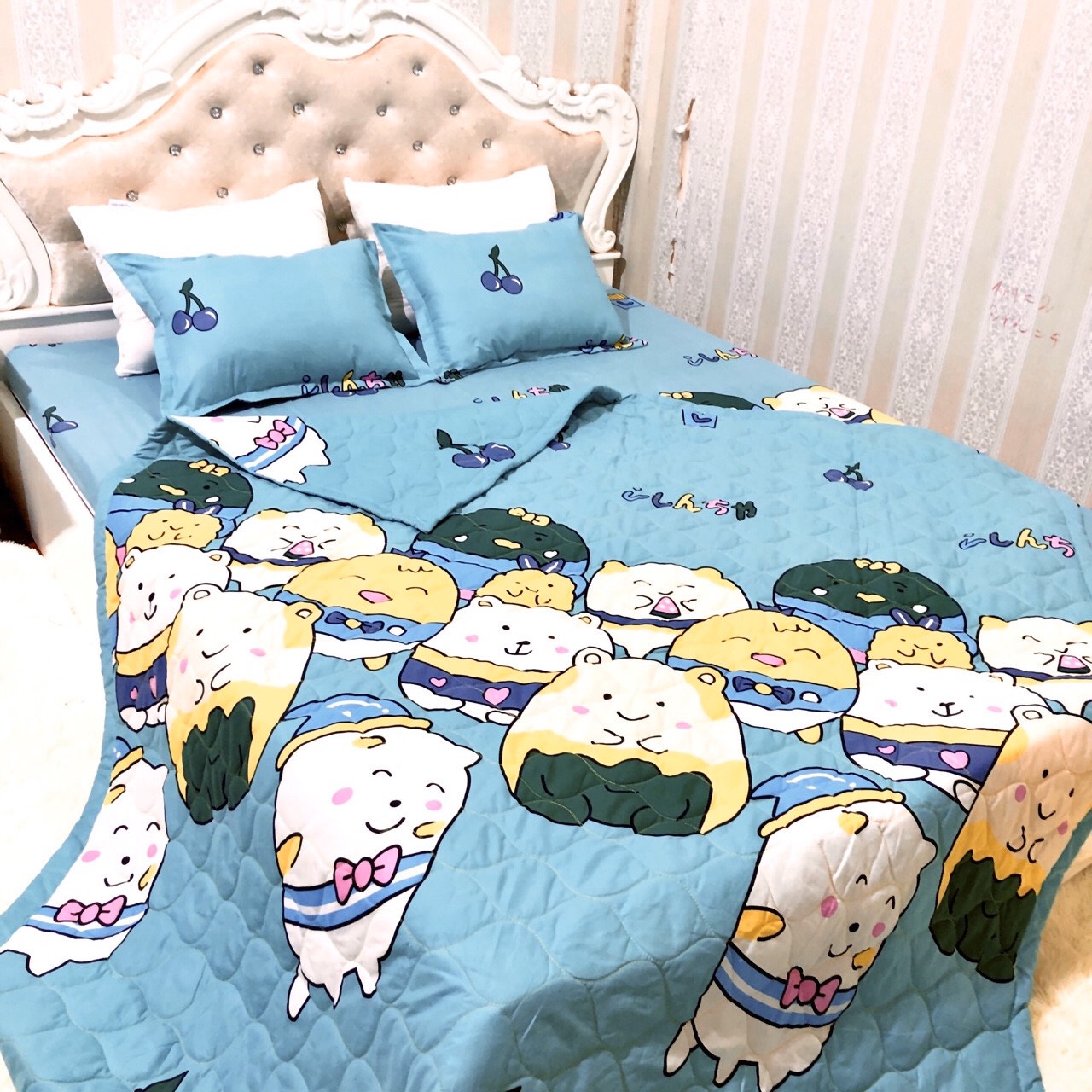 Bộ Chăn Ga Gối Combo 5 Món , Gấu Xanh , Chất Liệu Bền Đẹp, Không Phai, Không Xù, Mẫu Mã Kích Cỡ Đa Dạng