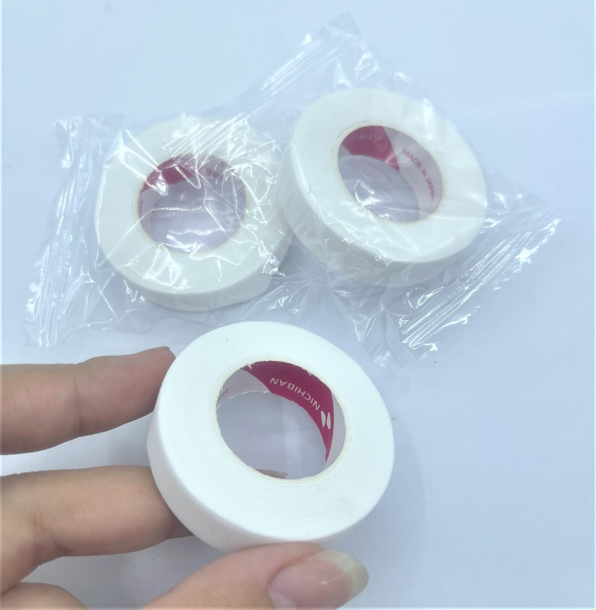 Băng keo nhật l1 nối-dán mi - băng keo nhật l1 trắng lõi đỏ - dụng cụ nối mi