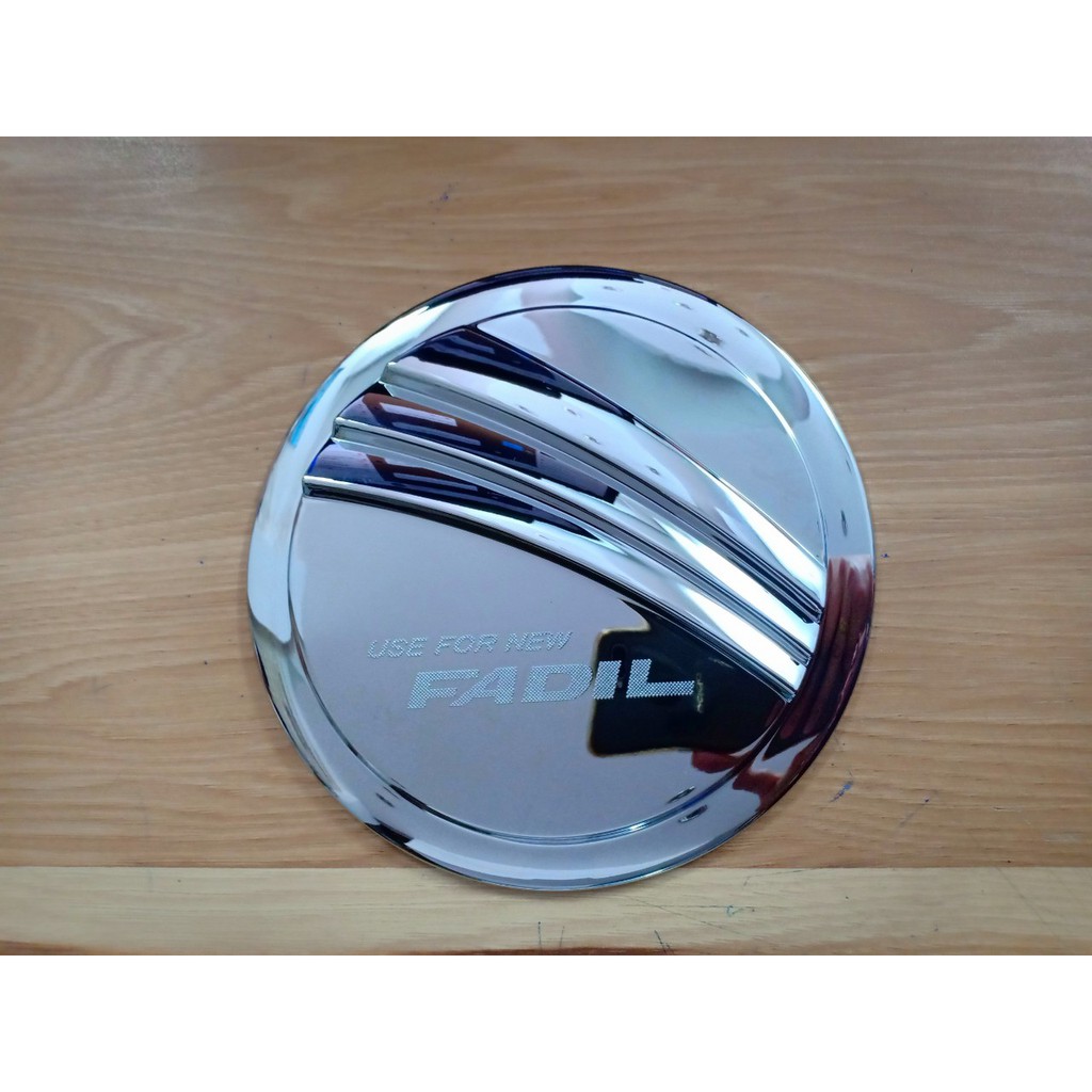 Ốp nắp bình xăng cho xe ô tô Vinfast Fadil