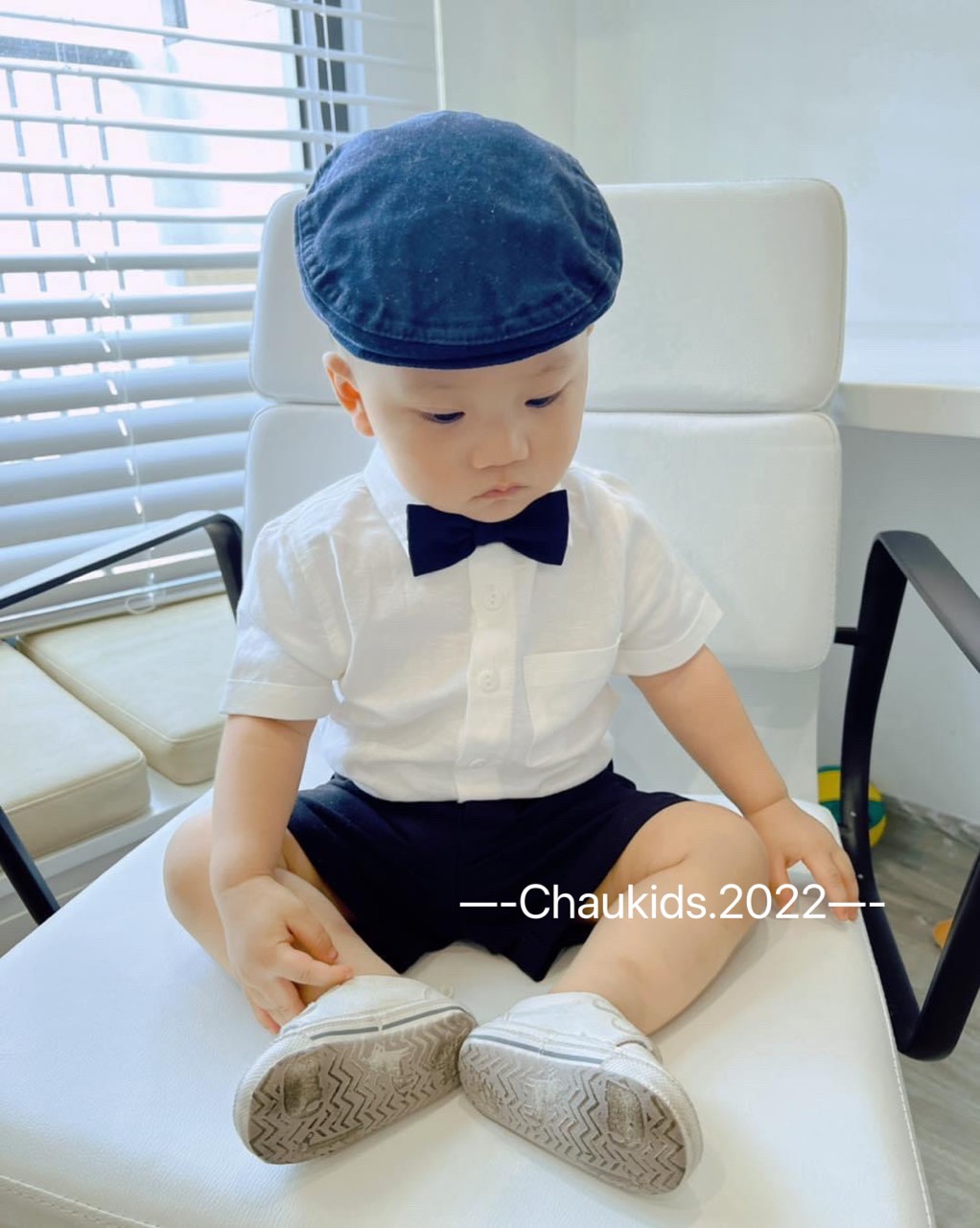 Sale set 3 chi tiết áo và quần kèm áo ghi lê cho bé trai size 10-20kg