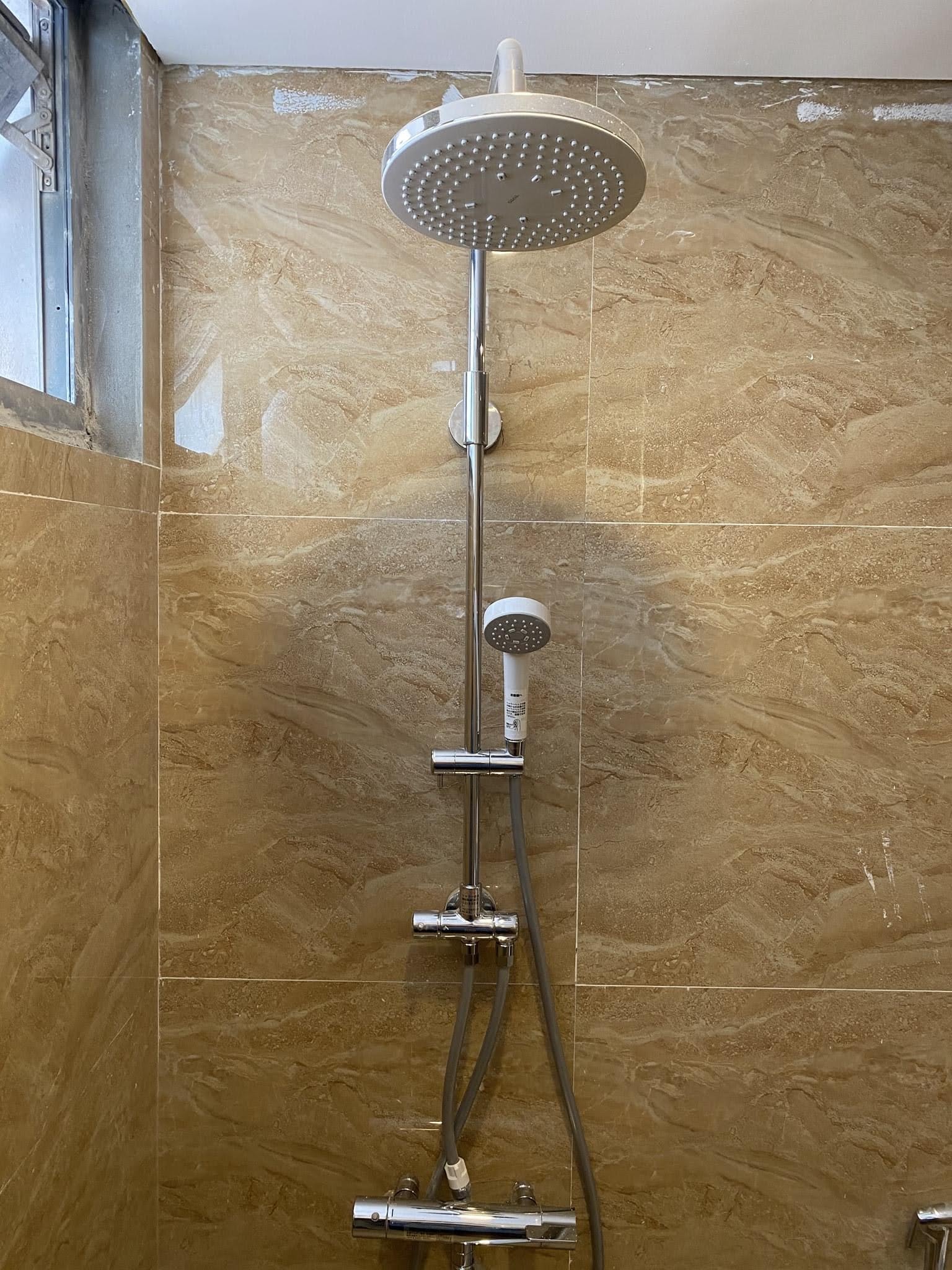 Bộ Sen tắm toto nhật TBW04401J sen cây toto sản phẩm tốt chất lượng cao cam kết như hình độ bền cao