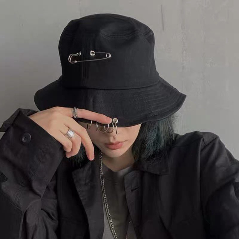 Mũ đính khuyên thời trang unisex hiphop cá tính, Mũ vàng đường phố cá tính phong cách Hàn Quốc JULY