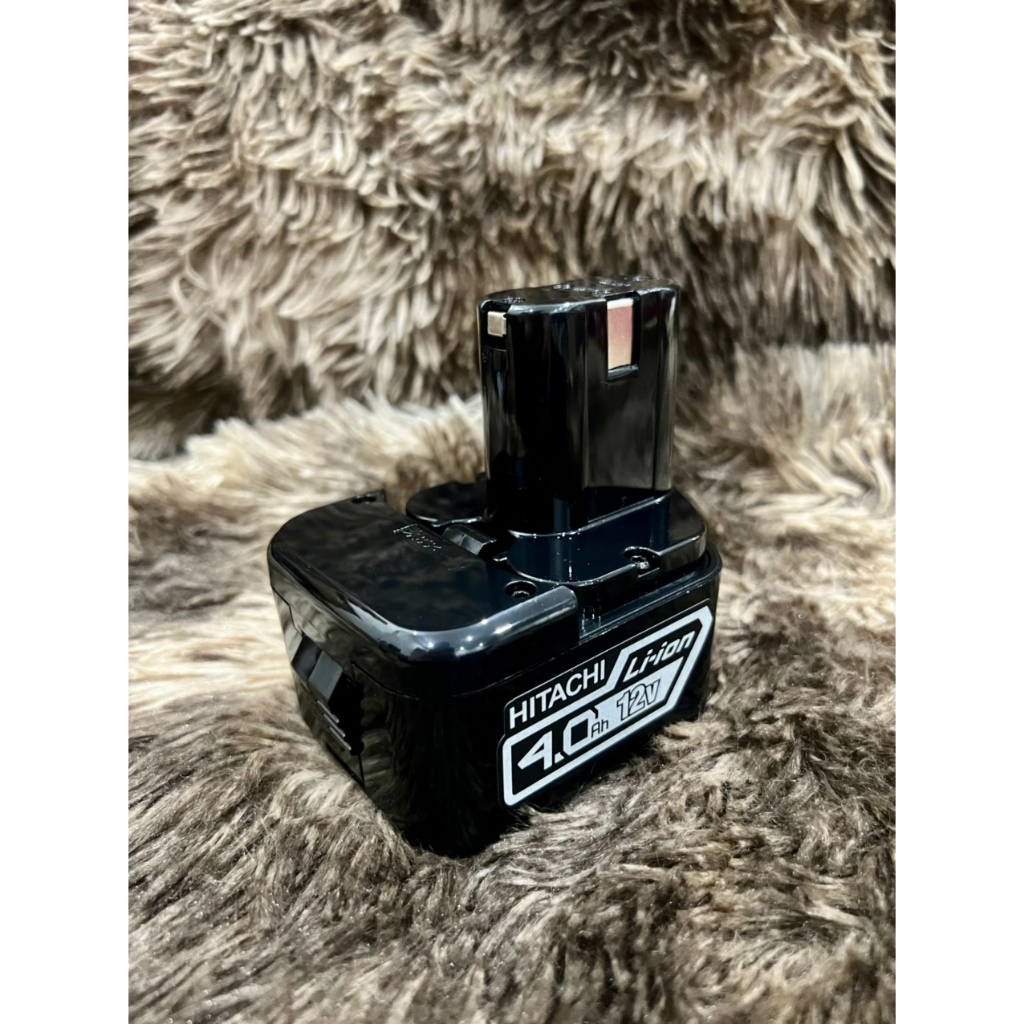 Vỏ pin hitachi 12v ni-mh 3.0ah vỏ nằm diy 6 cell lion.