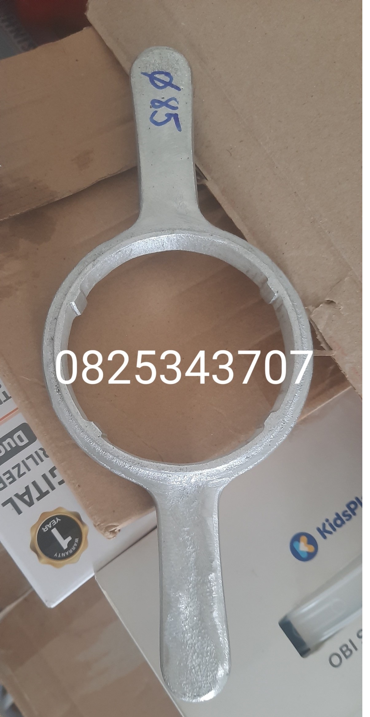 Cây vặn và mở nắp bình nước 20L Nhôm
