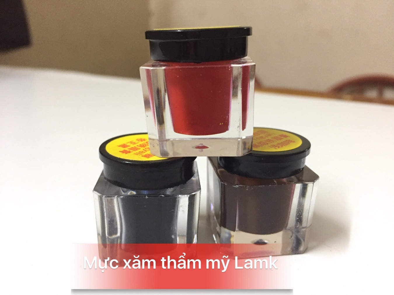 Mực học trong điêu khắc lông mày thẩm mỹ