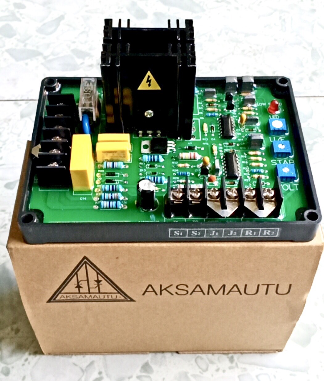 Gavr- 15a lk cắm