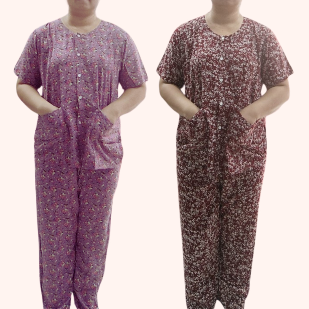 Đồ cho bà vải tole áo cổ tròn gài nút có 2 túi áo xẻ tà 2 bên quần dài lưng thun dễ mặc