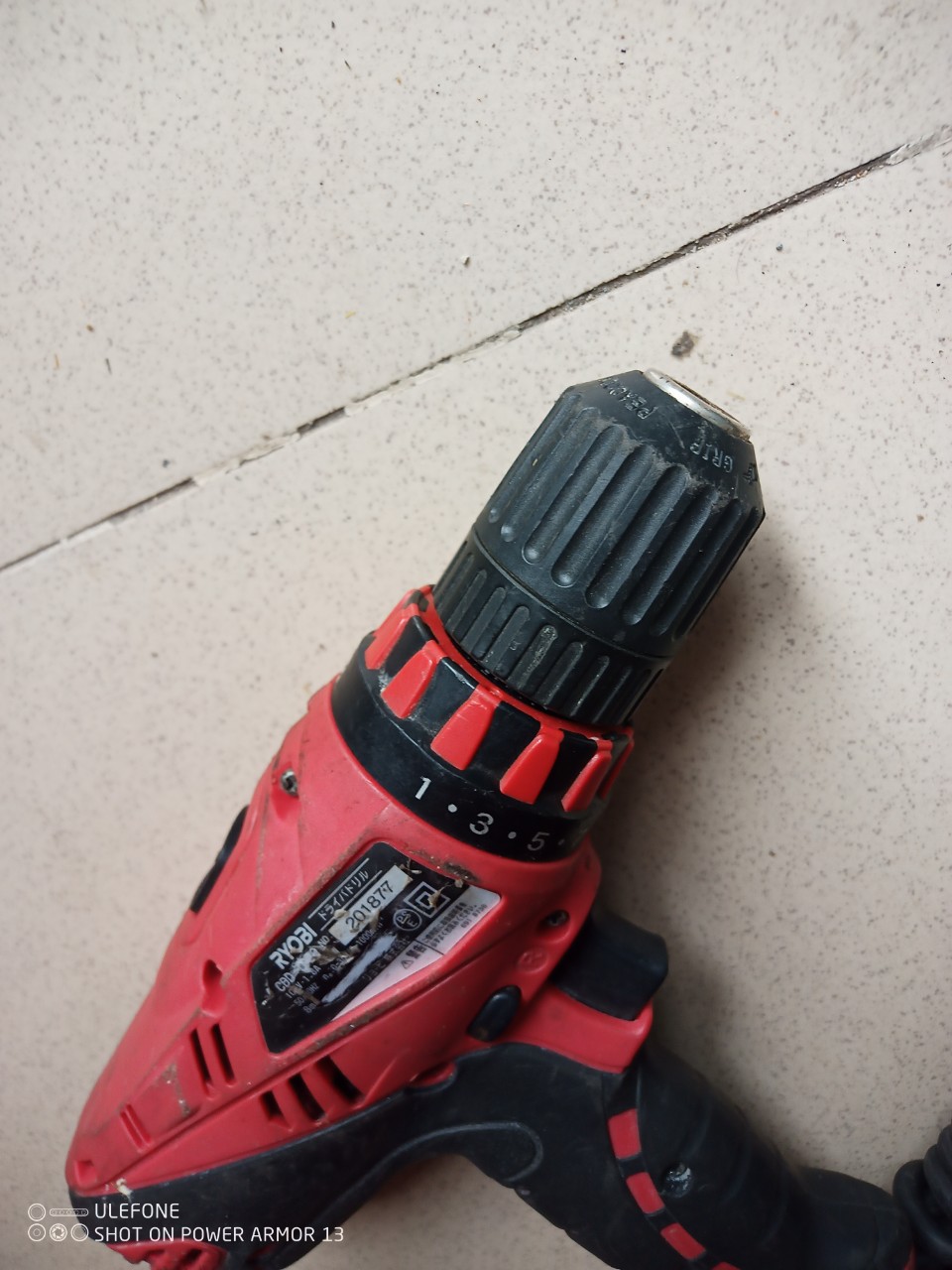 Máy khoan 2 chiều Ryobi hàng bãi nhật