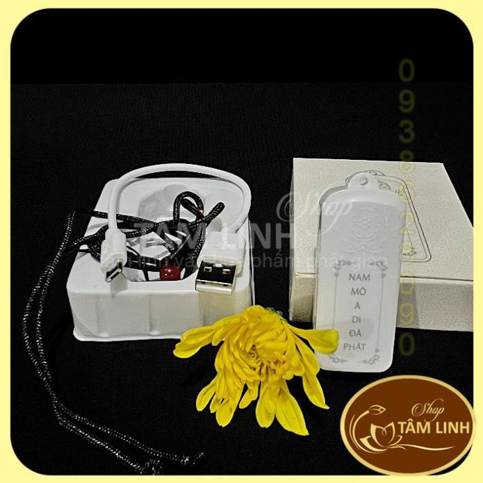 Máy niệm phật mini, máy tụng kinh, có khe cắm thẻ nhớ, dây đeo.có 10 điệu niệm Phật Tiếng Việt.
