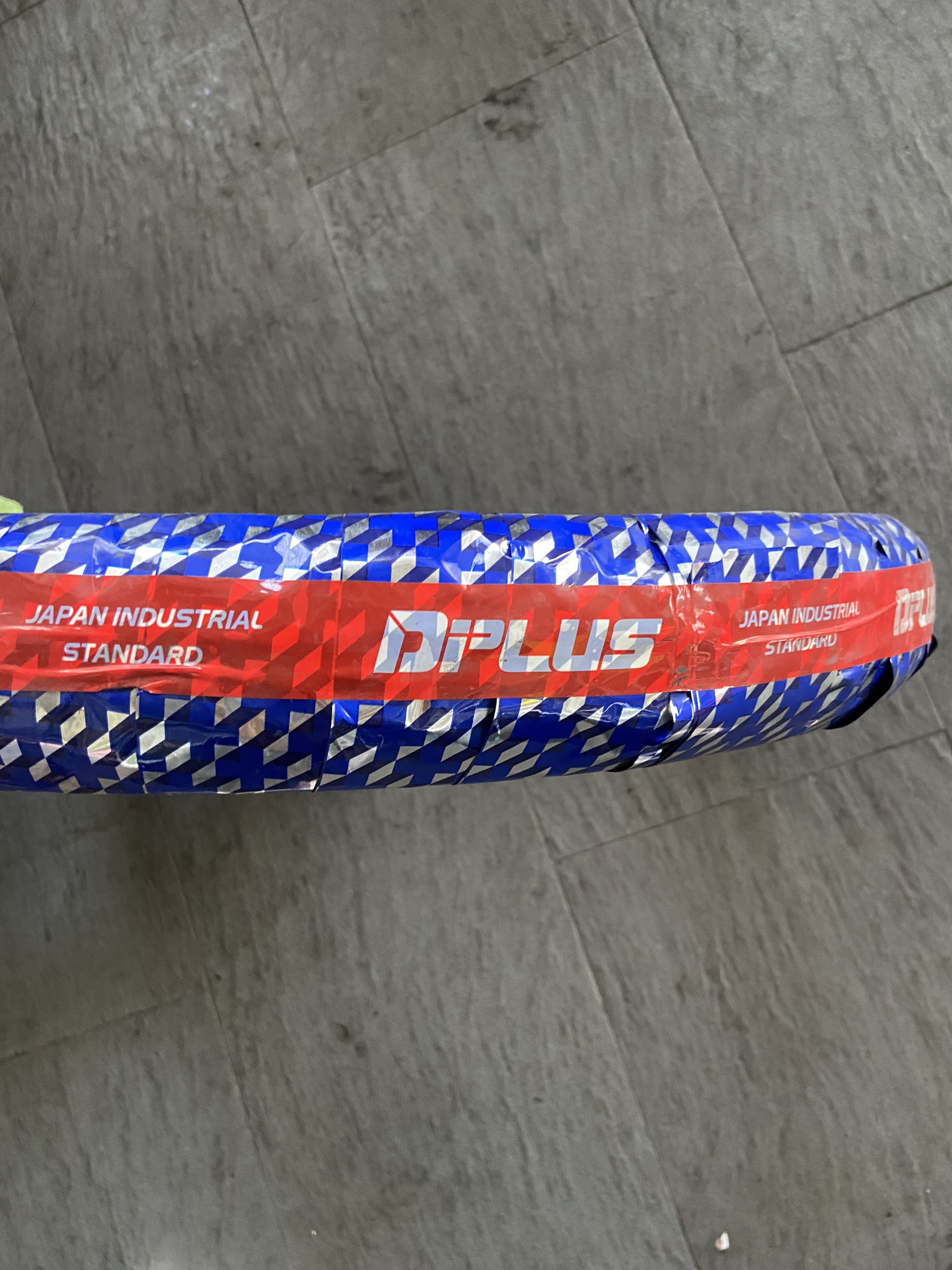 Lốp xe máy dplus 70/90-17 vỏ trước yamaha jupiter, sirius, honda wave, blade, không ruột