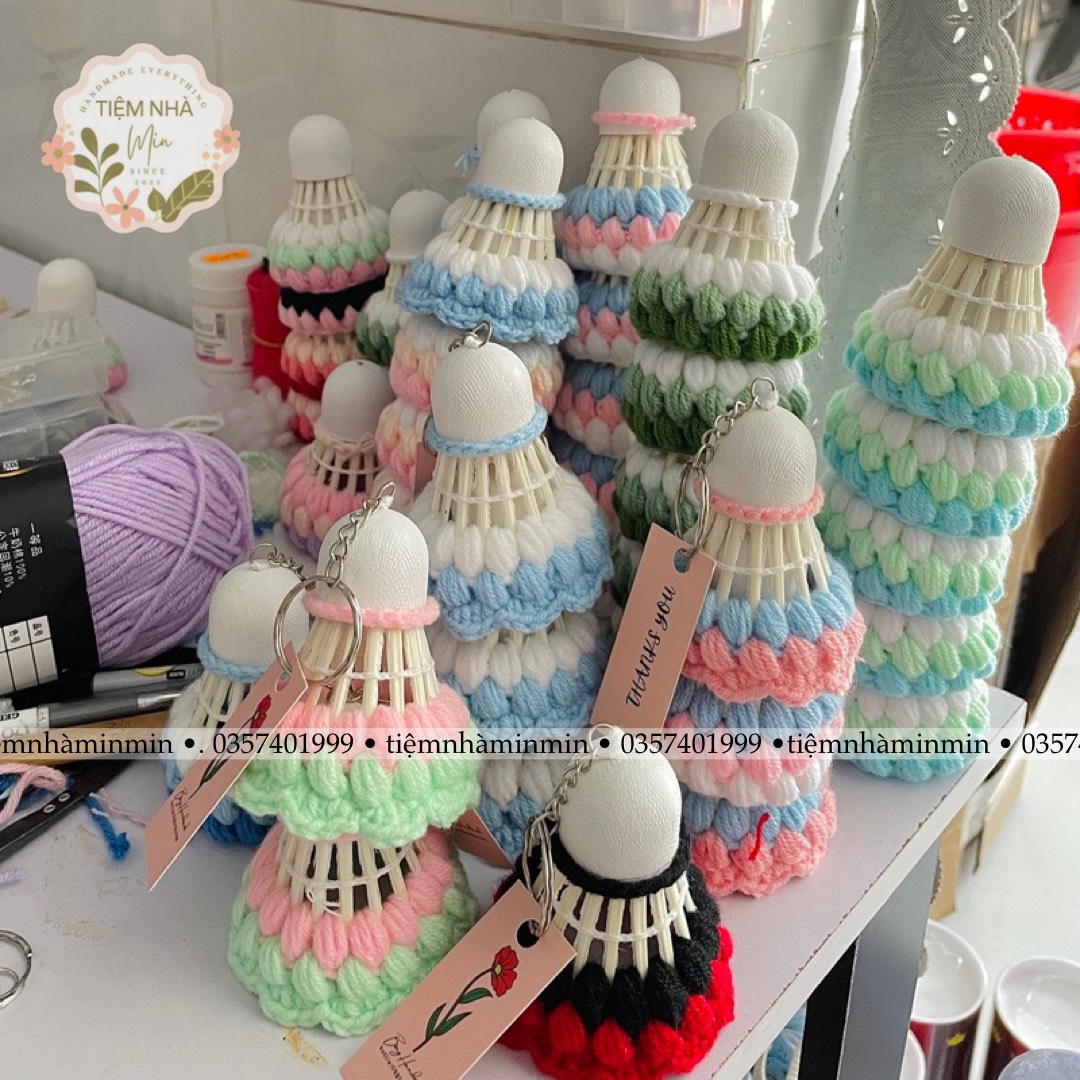 Móc khoá cầu lông kèm vợt bằng len tự làm, ảnh thật của shop