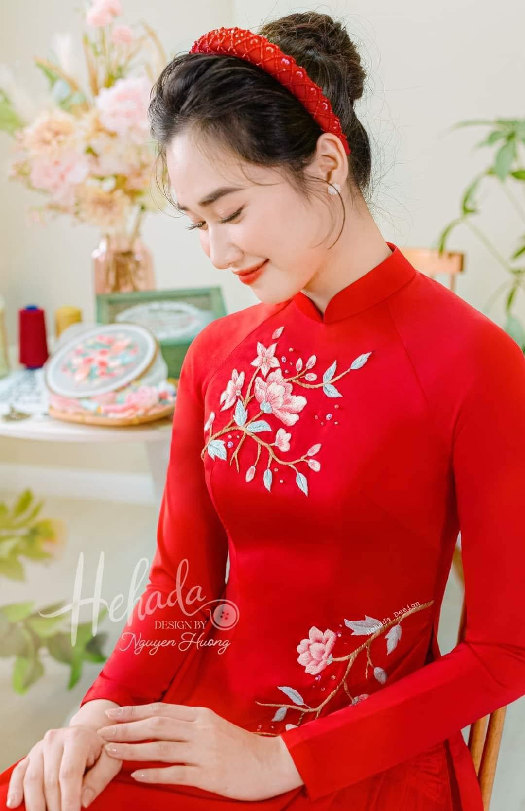Bộ Áo dài lụa Tây thi cao cấp