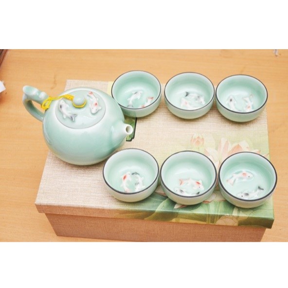 [THANH LÝ] Bộ Ấm Trà Hình Cá 3D Siêu Chất, Bộ ấm trà men ngọc hình cá chép 3D giả cổ, Bộ ấm chén cá 3D tráng ngọc cao cấp, Bộ ấm chén Bát Tràng hình cá 3d , Bộ Bình Tách Trà Họa Tiết Cá 3D , Bộ ấm trà 3d hình cá xanh ngọc cao cấp
