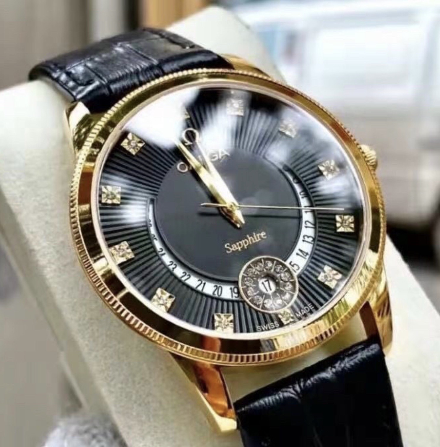 Đồng hồ nam sừng trâu viền vàng sang trọng