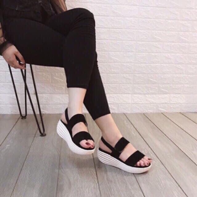 Sandal nữ 2 quai đế xuồng đơn giản