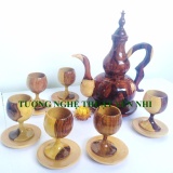 Bộ bình và ly rượu gỗ Trắc cao cấp có dĩa  (1 bình+ 6 ly)