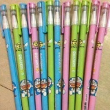 Bộ bút bi 12 chiếc tẩy xóa được sau khi viết hiệu Doraemon ngộ nghĩnh