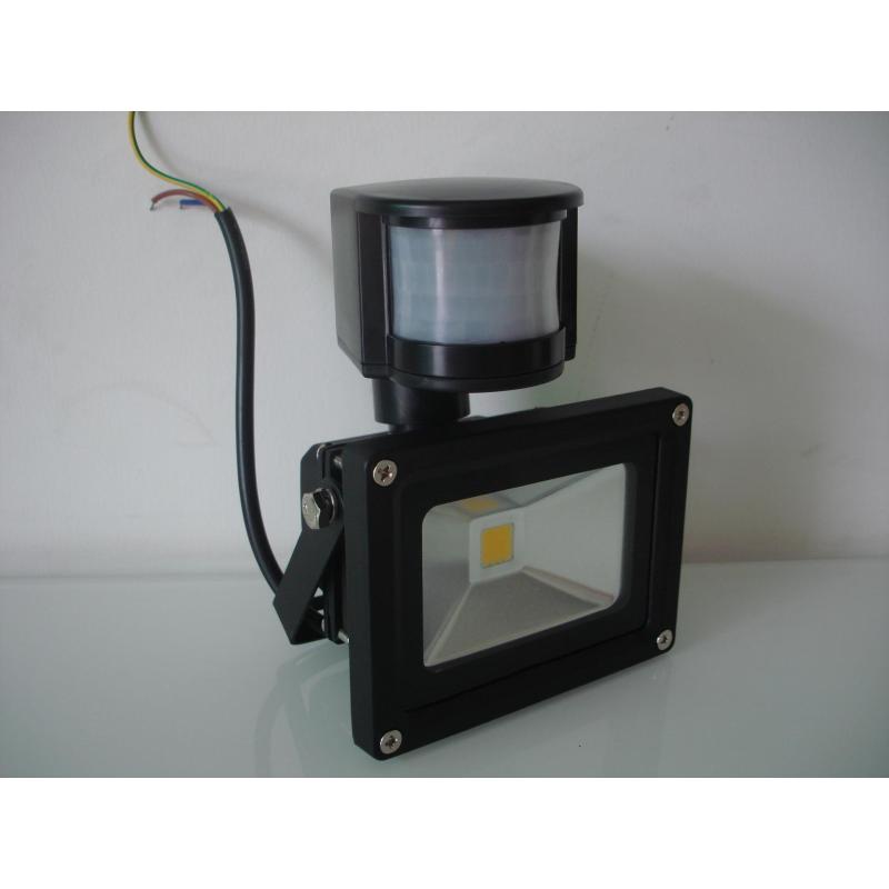 Bảng giá Đèn Cảm ứng, Đèn Pha Led Cảm ứng Chống Trộm - Giảm Giá Sốc Không Thể Rẻ Hơn