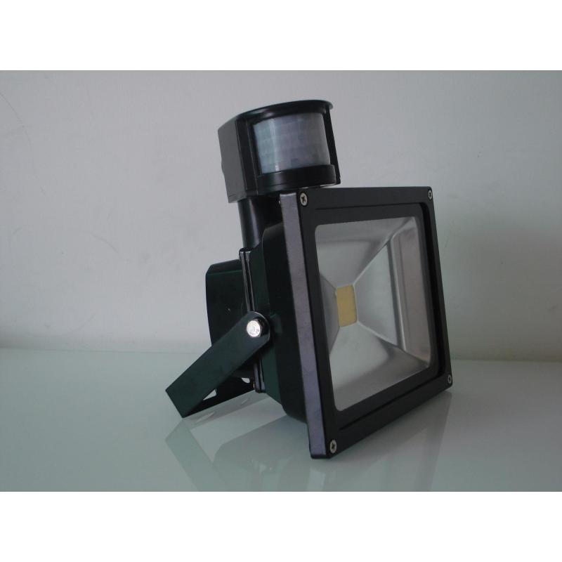 Bảng giá Mua Đèn Led Sân Vườn, Mua Đèn Led Siêu Sáng + Tặng Ngay Cảm Biến Đa Năng - Giá Hủy Diệt