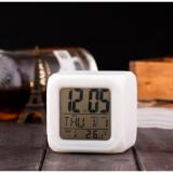 Đồng hồ báo thức đèn led đa năng đổi màu