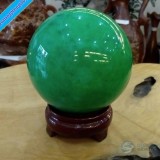 Quả Cầu Đá Dạ Quang Xanh- BAN ĐÊM PHÁT SÁNG .đường kính 8cm. ( TẶNG KÈM CHÂN ĐẾ )
