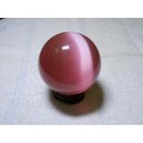 Quả cầu phong thủy đá mắt mèo hồng - 8cm