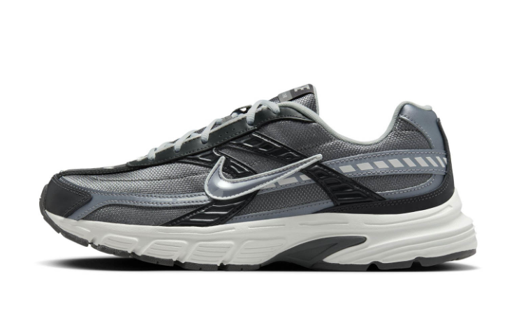 [THANH LÝ] Giày thể thao nam N i k e Initiator - GREY Size 8.5 - Hộp Cấn Móp