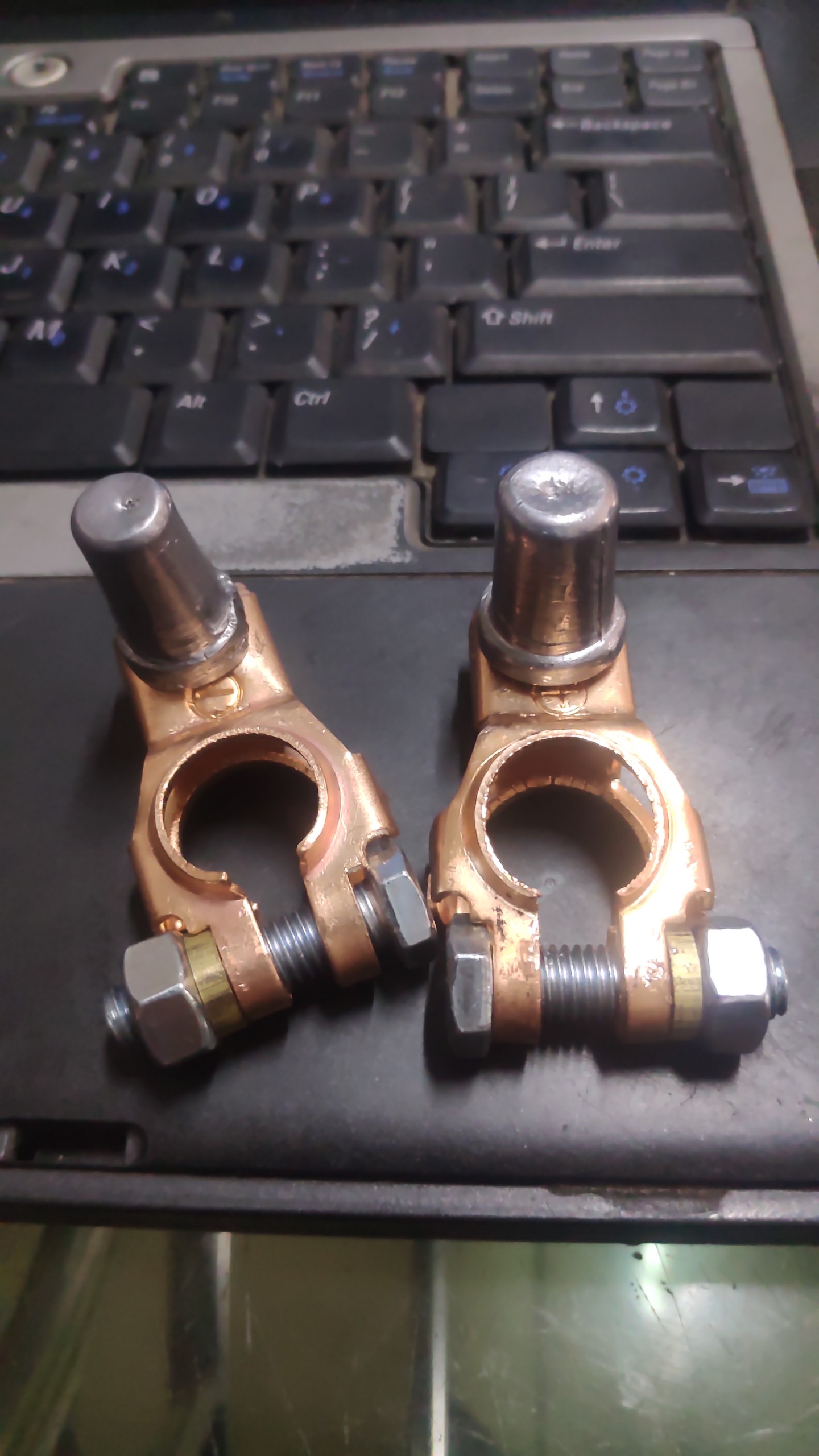 1 đôi Phụ kiện chuyển cọc bình như zin